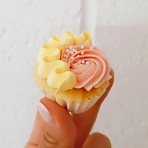 Mini Glam Cupcakes